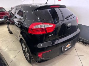 KIA RIO EX HATCH 5P 1.4 FULL 2015
