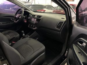 KIA RIO EX HATCH 5P 1.4 FULL 2015