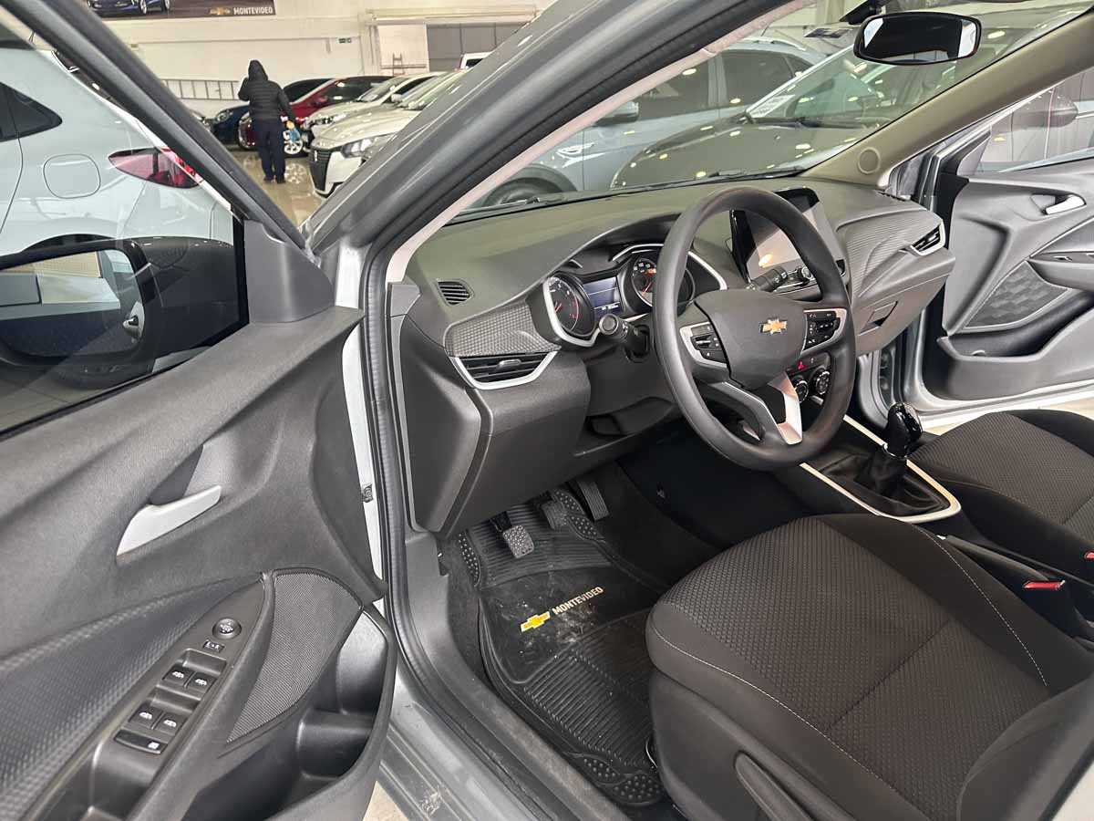 CHEVROLET ONIX HB 1.0L LT MT FULL 2025