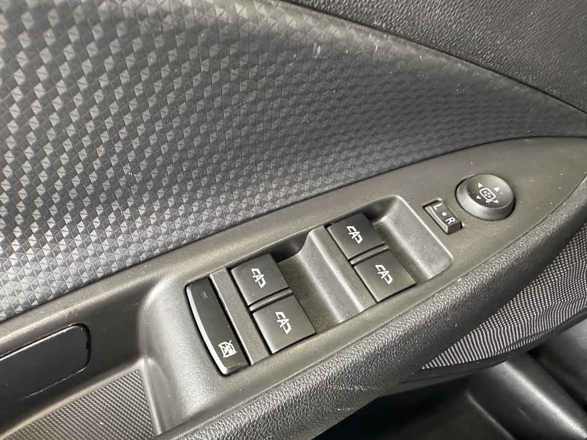 CHEVROLET ONIX HB 1.0L LT MT FULL 2025
