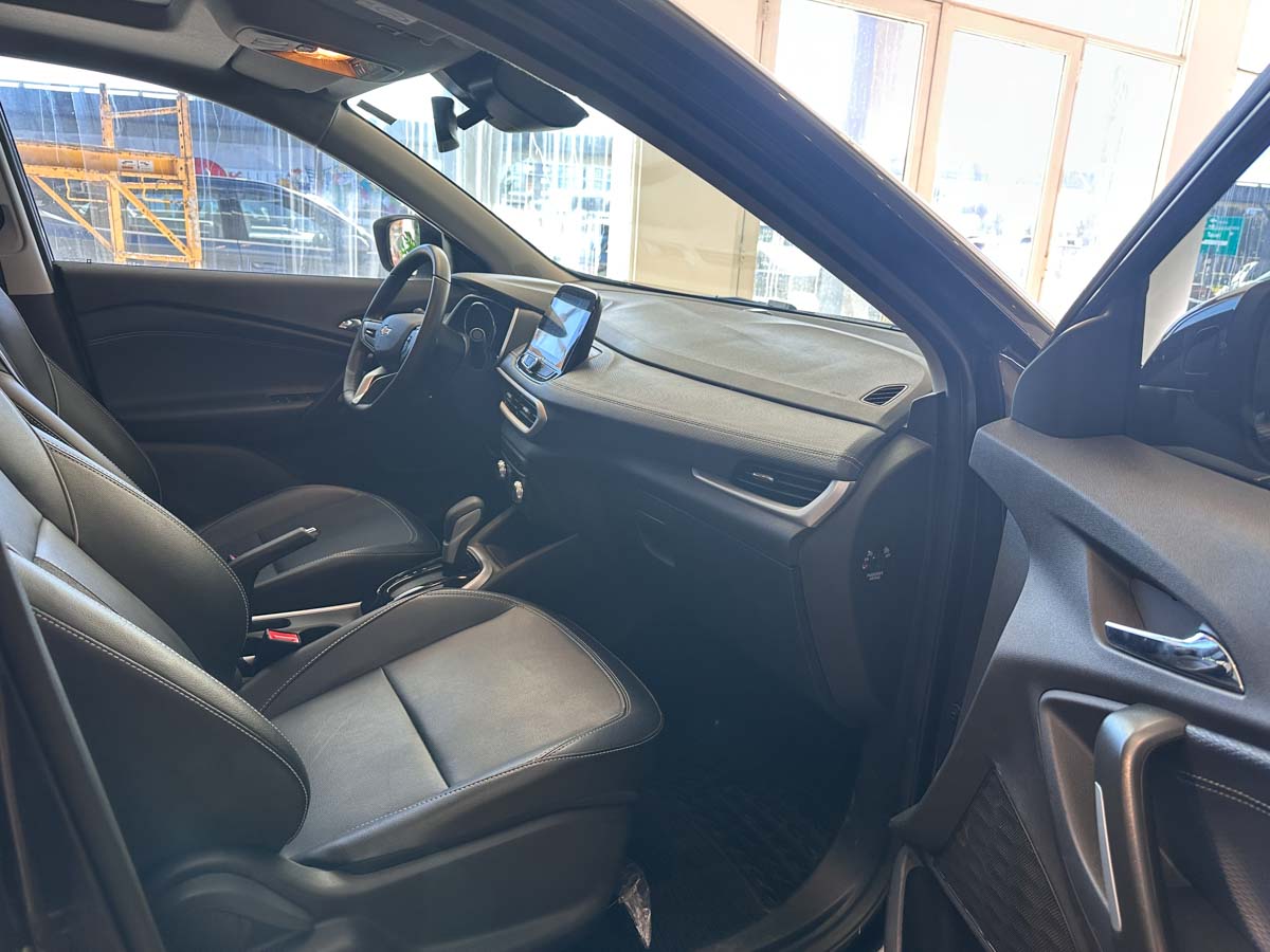 CHEVROLET TRACKER 1.2TURBO PREMIER AT 2025