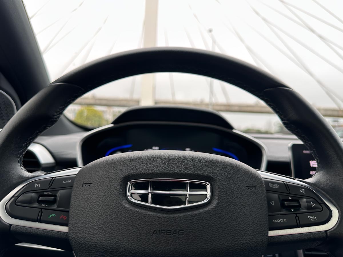 GEELY COOLRAY GF SPORT 1.5TURBO 2022