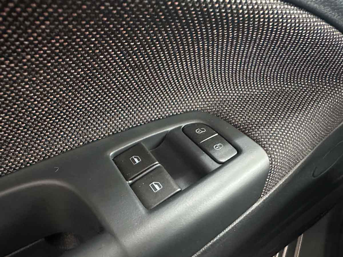 VOLKSWAGEN SAVEIRO DC 1.6 FULL 2026