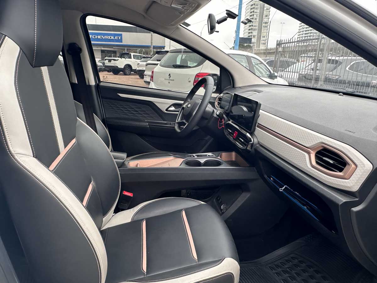 JAC E-S1 HATCH AT 5PTS FULL ELECTRIC 2025