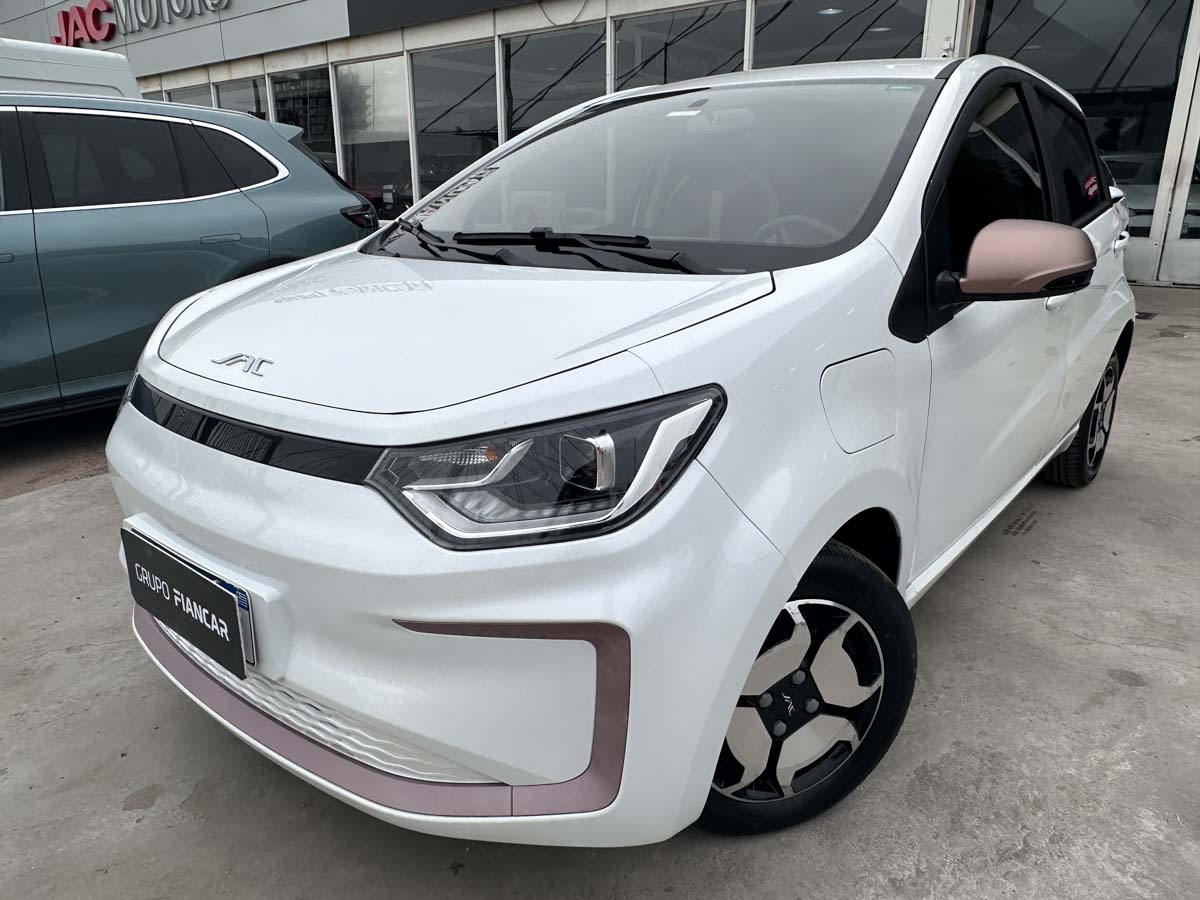 JAC E-S1 HATCH AT 5PTS FULL ELECTRIC 2025
