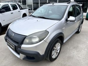 RENAULT SANDERO STEPWAY PRIVILEGE 1.6 MT 5PTS 2014