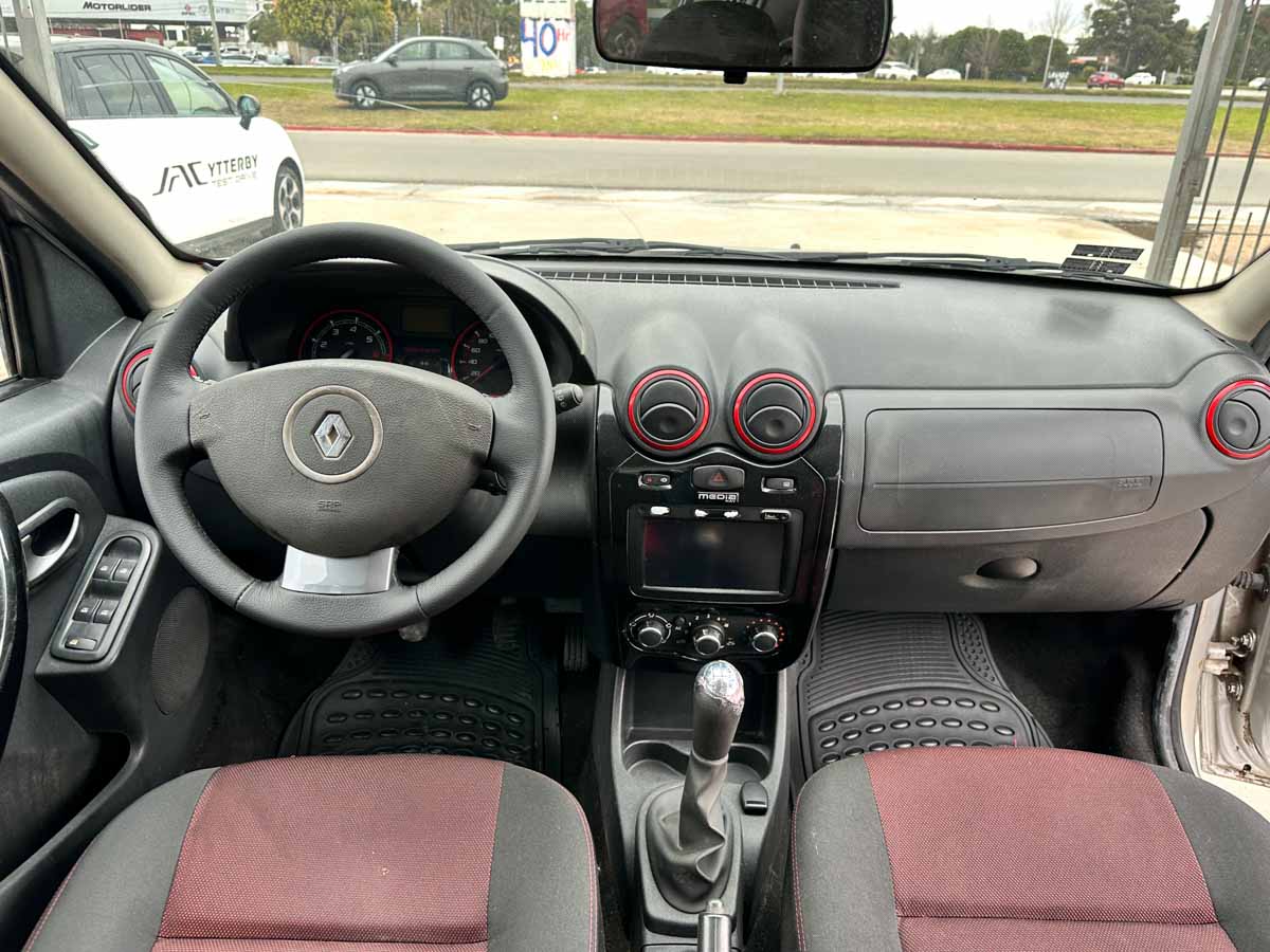 RENAULT SANDERO STEPWAY PRIVILEGE 1.6 MT 5PTS 2014