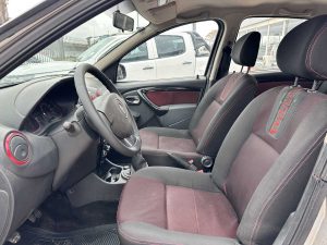 RENAULT SANDERO STEPWAY PRIVILEGE 1.6 MT 5PTS 2014