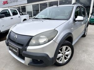 RENAULT SANDERO STEPWAY PRIVILEGE 1.6 MT 5PTS 2014