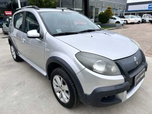 RENAULT SANDERO STEPWAY PRIVILEGE 1.6 MT 5PTS 2014