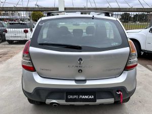 RENAULT SANDERO STEPWAY PRIVILEGE 1.6 MT 5PTS 2014