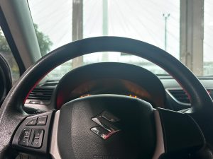 SUZUKI SWIFT 1.2 GL HATCH 5PTS 2016