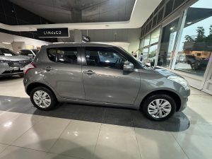SUZUKI SWIFT 1.2 GL HATCH 5PTS 2016