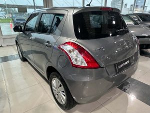 SUZUKI SWIFT 1.2 GL HATCH 5PTS 2016