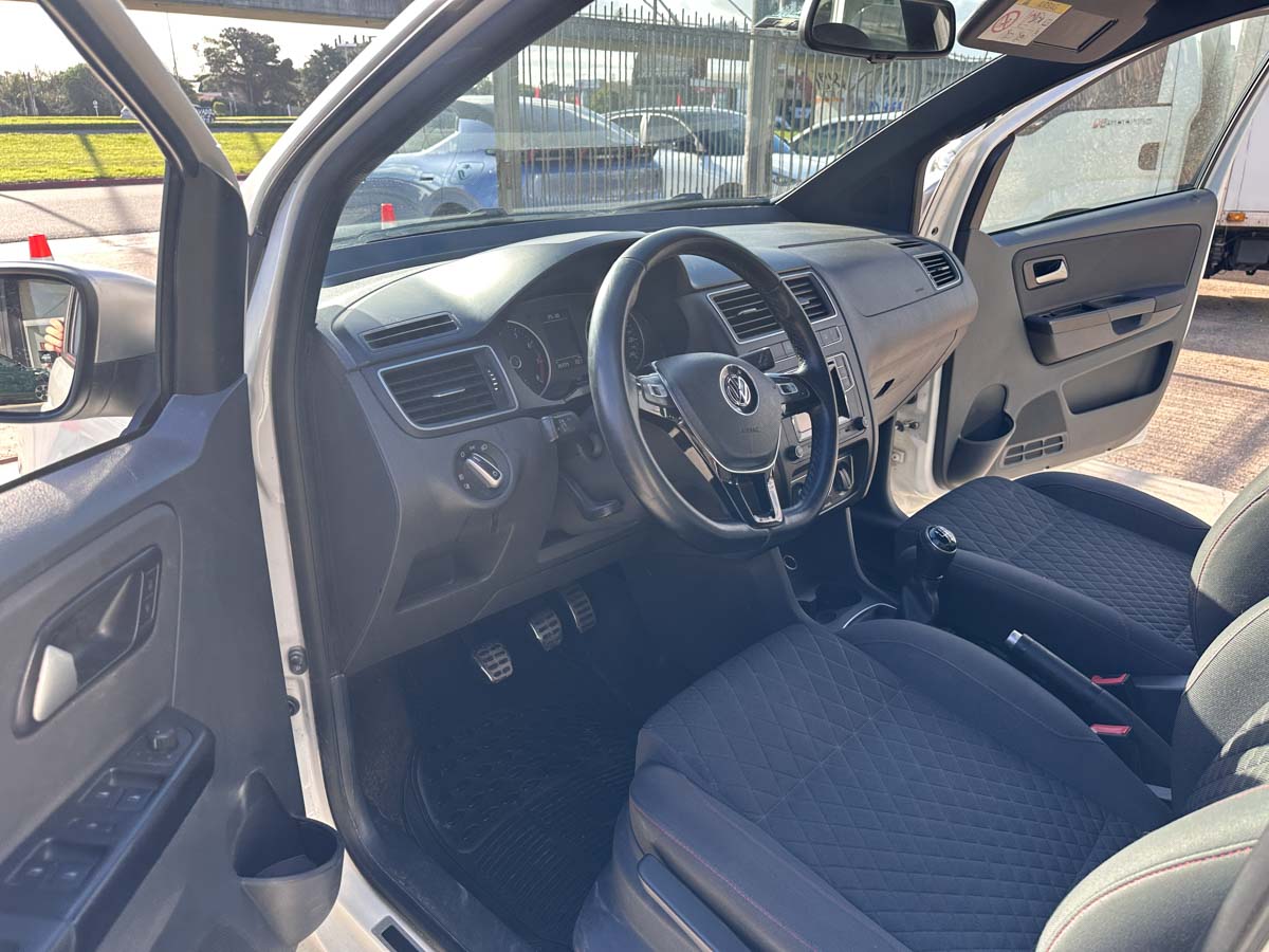 VOLKSWAGEN CROSSFOX GP HIGHLINE 5PTS 2017