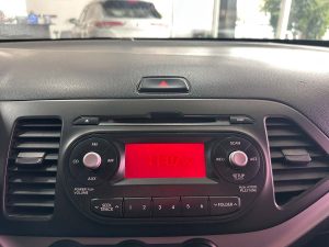 KIA PICANTO EX 1.0 HATCH 5PTS 2014