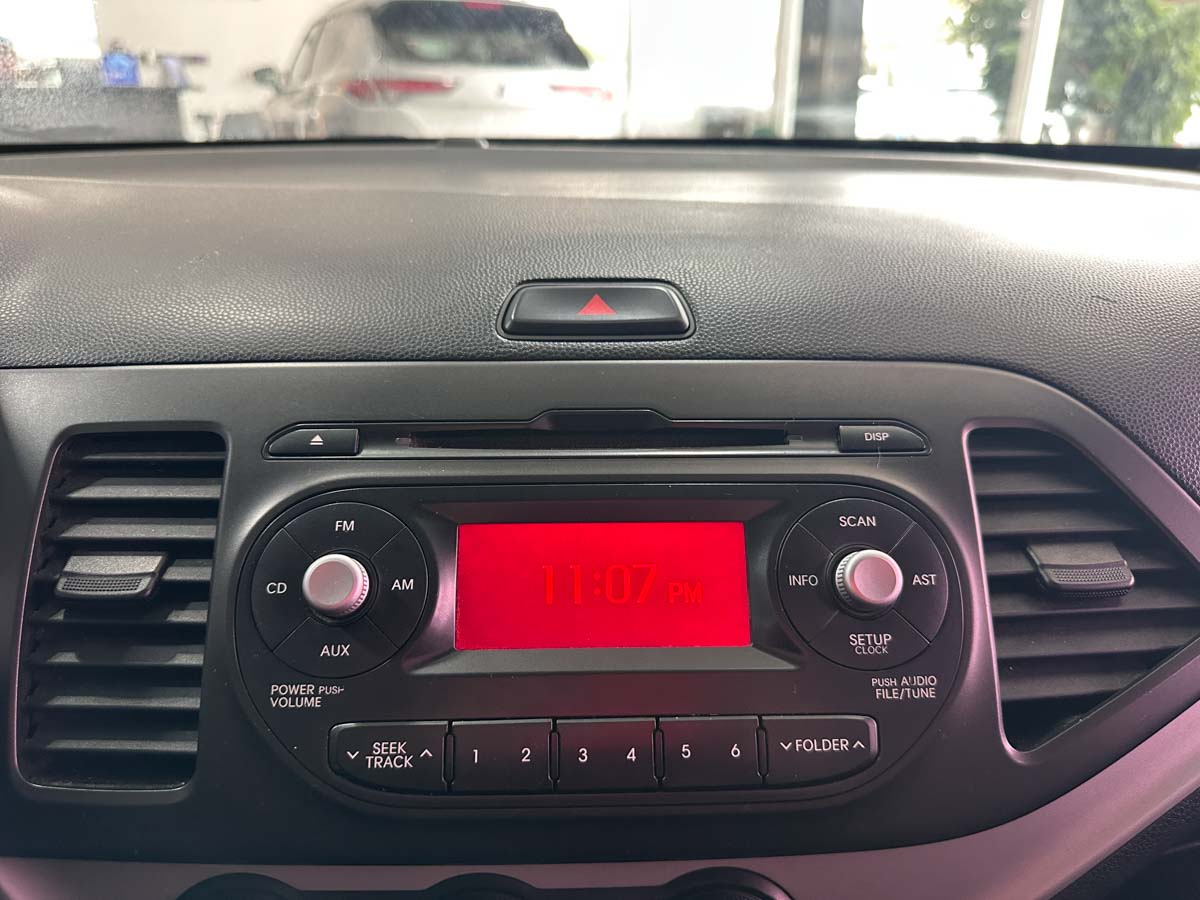 KIA PICANTO EX 1.0 HATCH 5PTS 2014