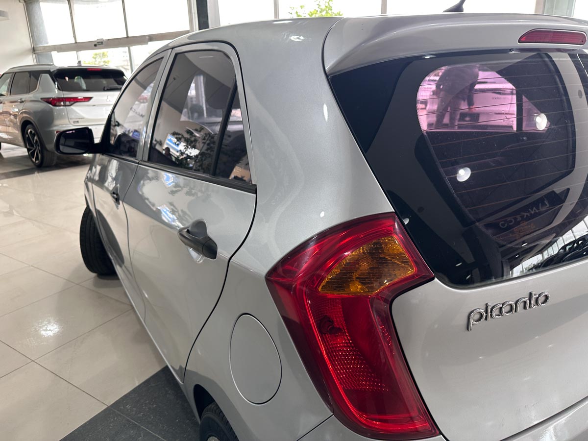 KIA PICANTO EX 1.0 HATCH 5PTS 2014
