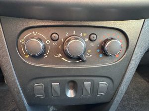 RENAULT SANDERO AUTHENTIQUE 1.6 FULL HATCH 5PTS 2019