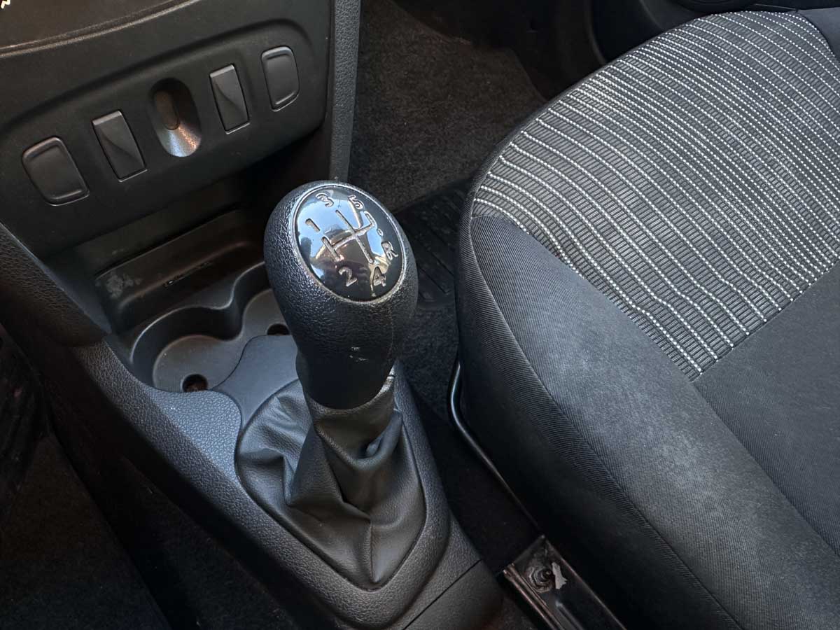 RENAULT SANDERO AUTHENTIQUE 1.6 FULL HATCH 5PTS 2019