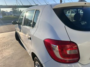 RENAULT SANDERO AUTHENTIQUE 1.6 FULL HATCH 5PTS 2019