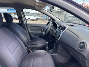 RENAULT SANDERO EXPRESSION 1.6 FULL 5PTS 2018