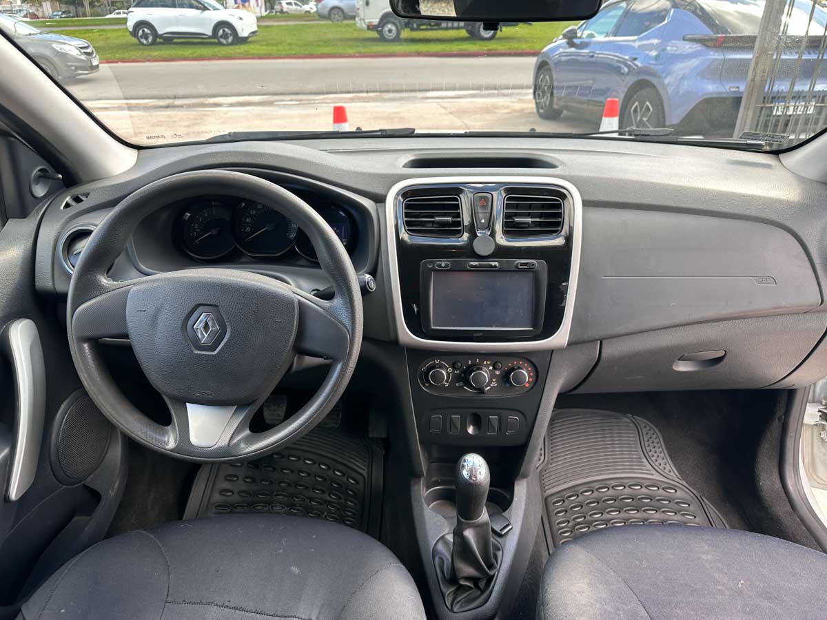 RENAULT SANDERO EXPRESSION 1.6 FULL 5PTS 2018