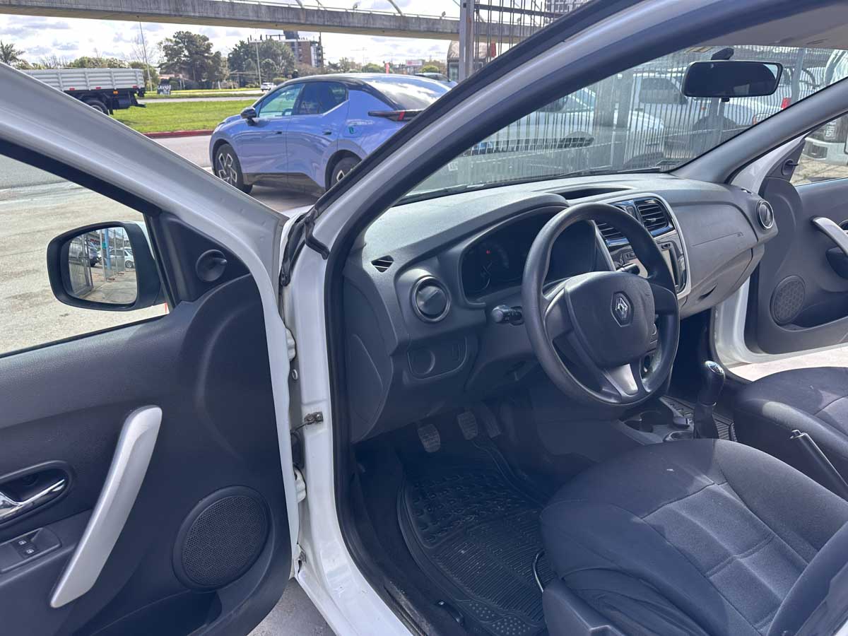 RENAULT SANDERO EXPRESSION 1.6 FULL 5PTS 2018
