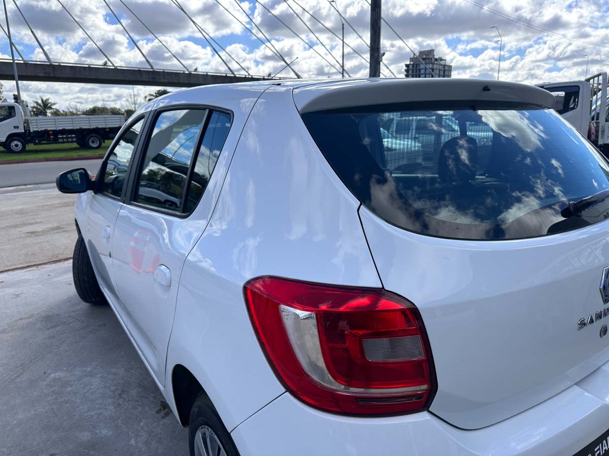 RENAULT SANDERO EXPRESSION 1.6 FULL 5PTS 2018
