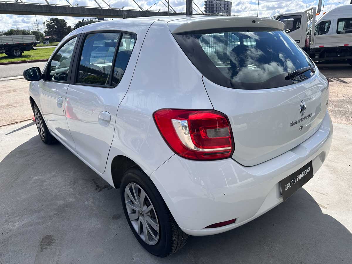 RENAULT SANDERO EXPRESSION 1.6 FULL 5PTS 2018