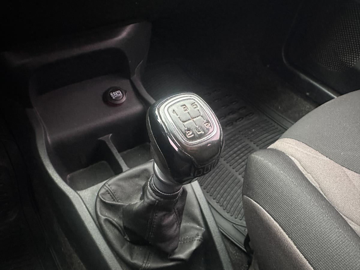 FIAT UNO WAY 1.4 FULL 5PTS 2016