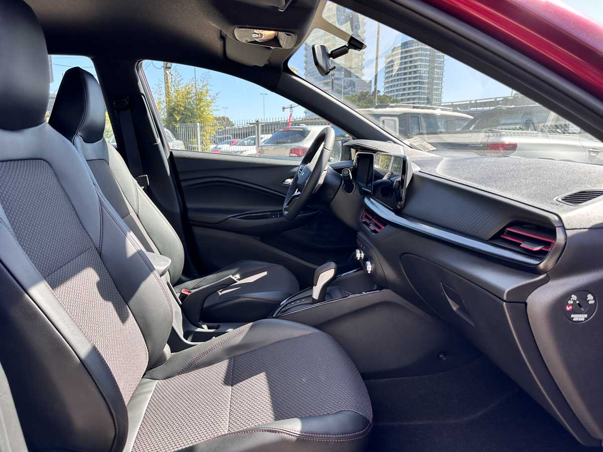 CHEVROLET ONIX RS 1.0 TURBO CH.MONTEVIDEO 2026 0KM