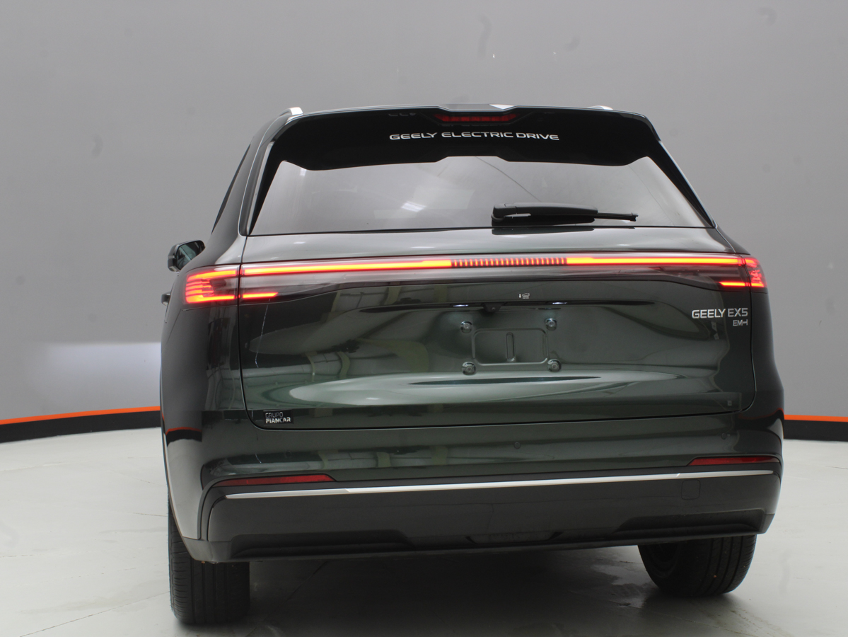 GEELY EX5 EM-I MAX 1.000KM DE AUTONOMIA