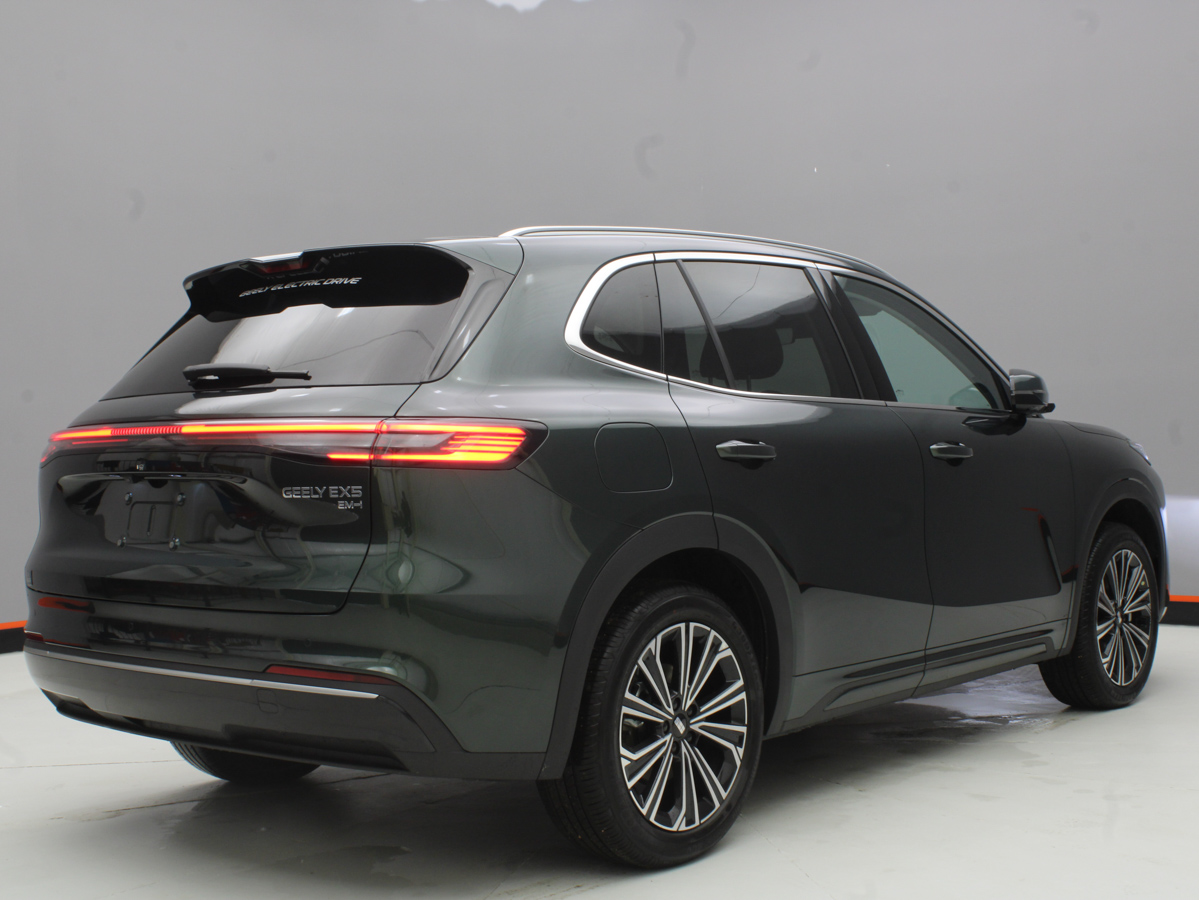 GEELY EX5 EM-I MAX 1.000KM DE AUTONOMIA