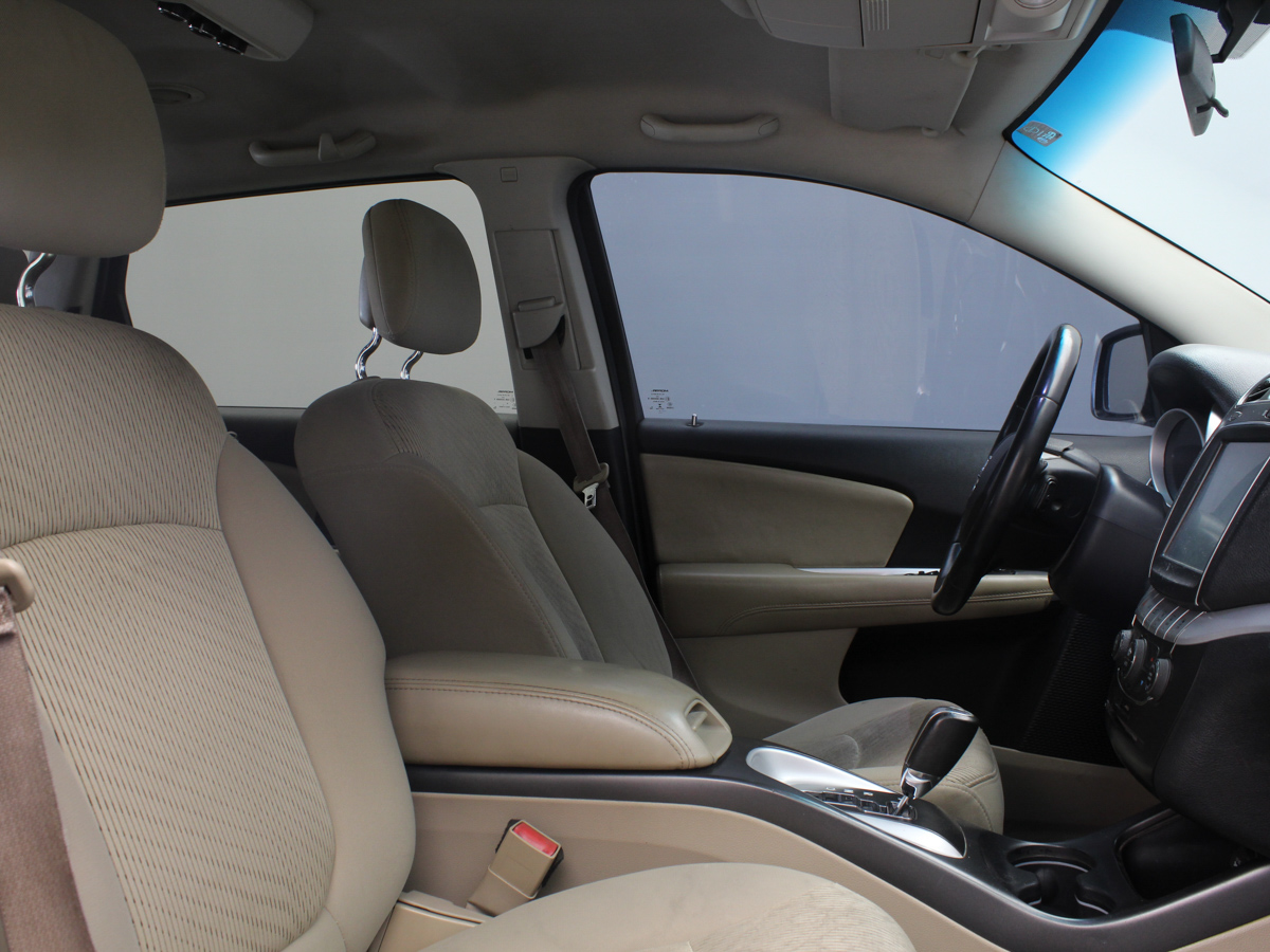 DODGE JOURNEY SE 2013