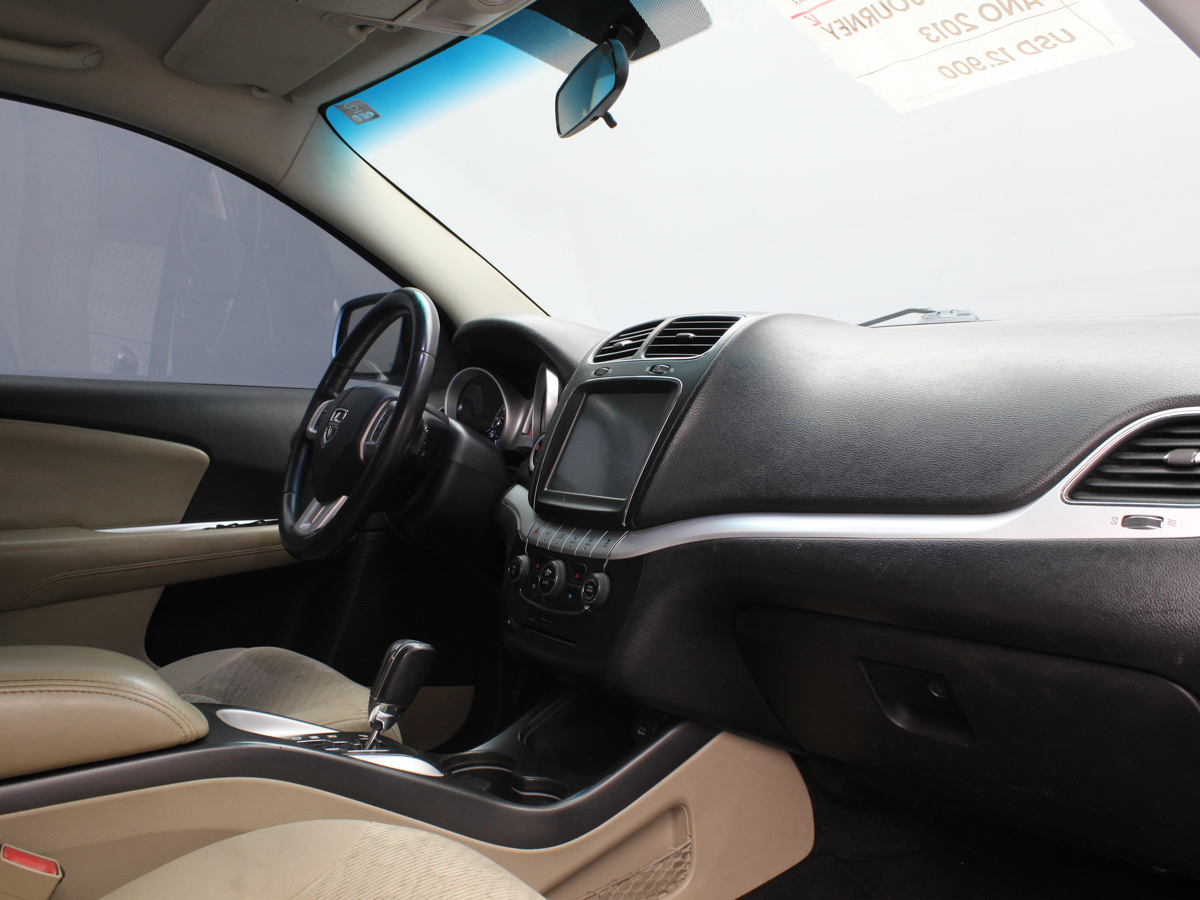 DODGE JOURNEY SE 2013