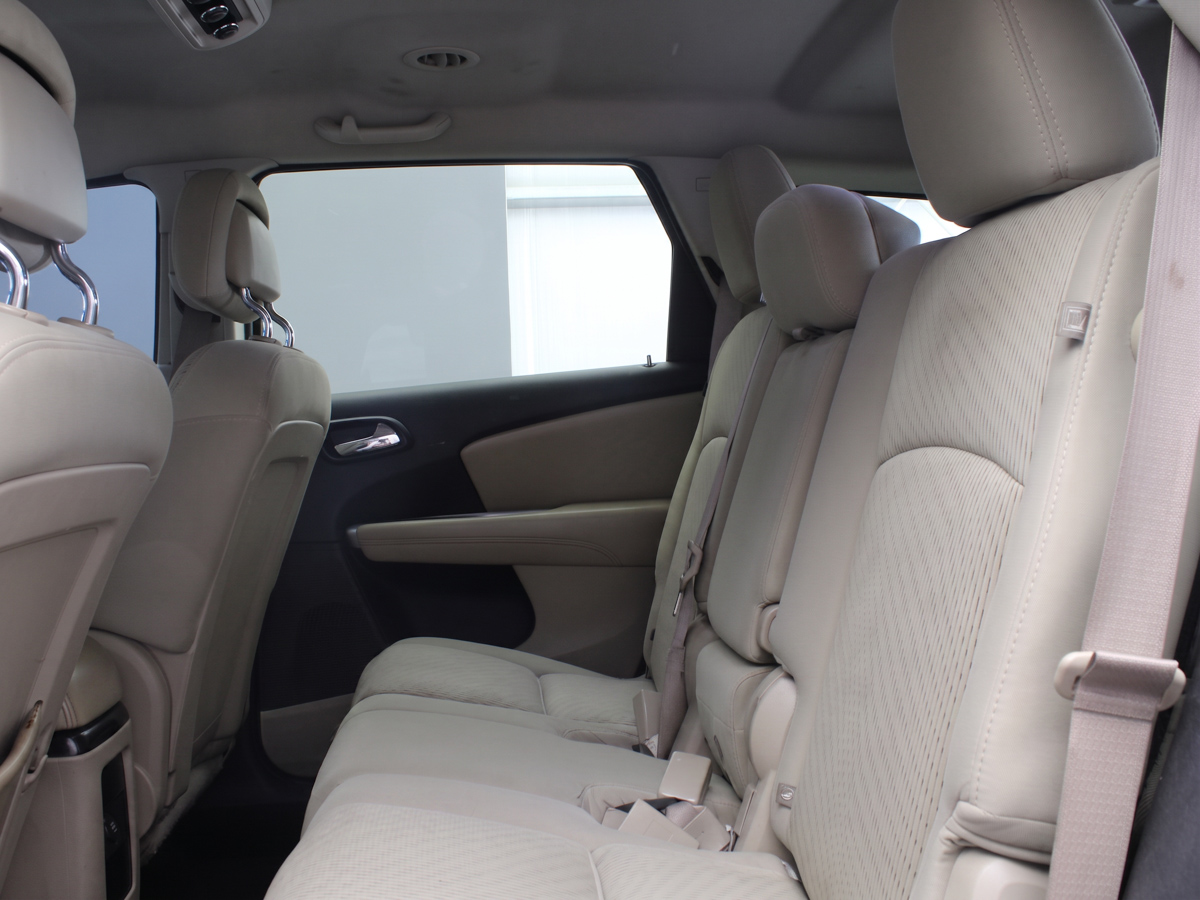 DODGE JOURNEY SE 2013