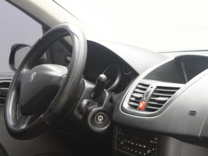 PEUGEOT 207 COMPACT 2011