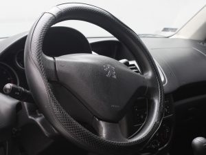 PEUGEOT 207 COMPACT 2011