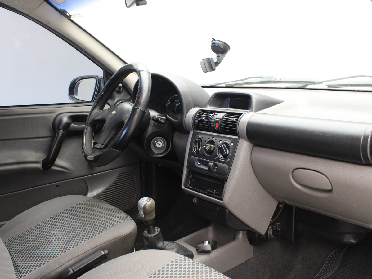 CHEVROLET CORSA WAGON 2011