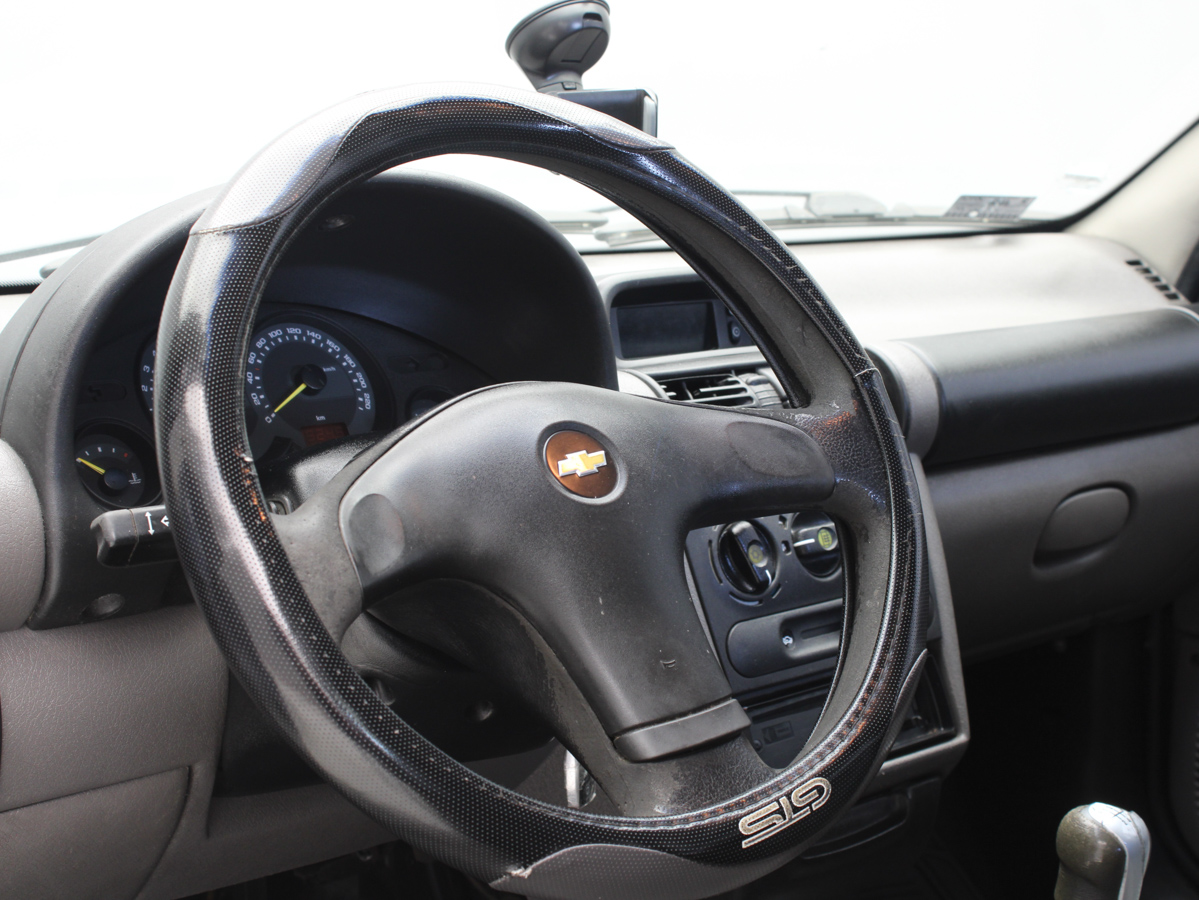 CHEVROLET CORSA WAGON 2011