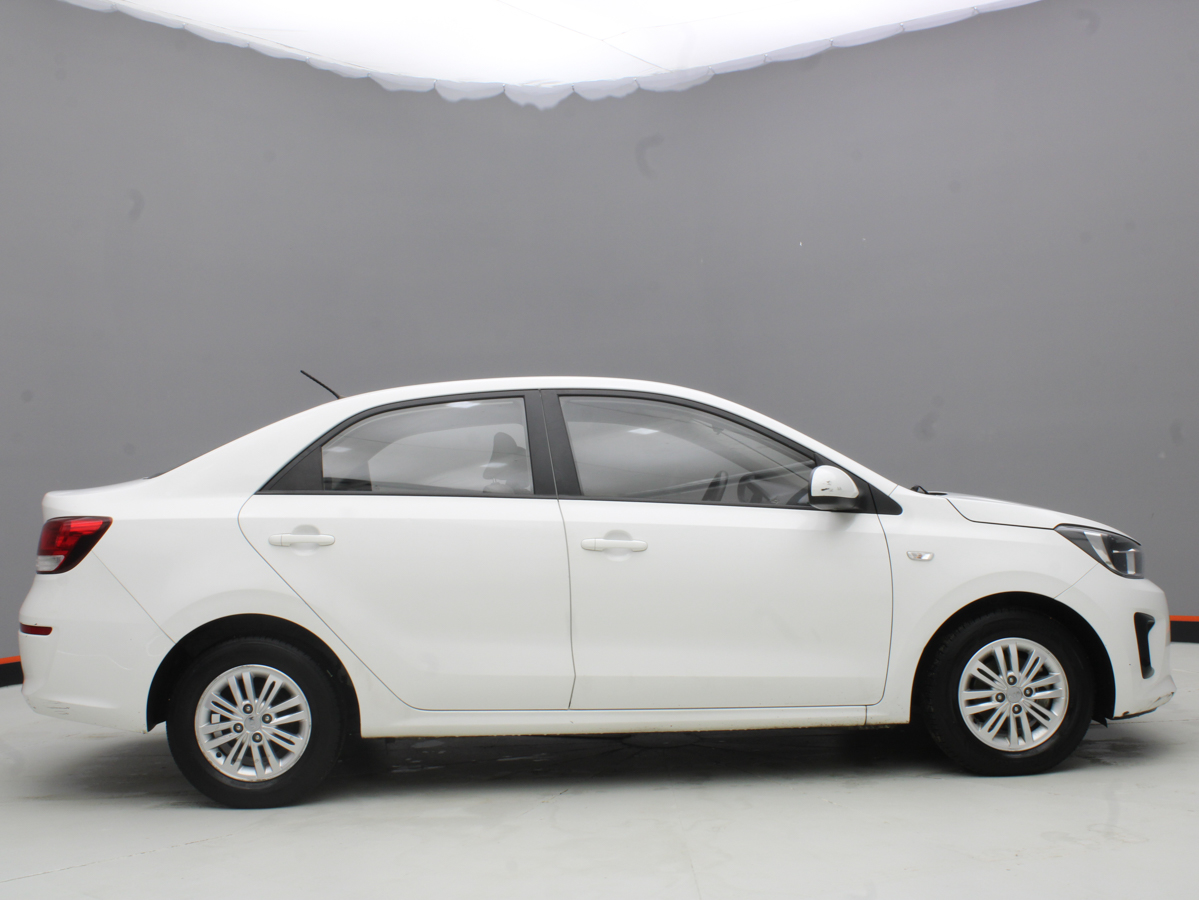 KIA SOLUTO 2020