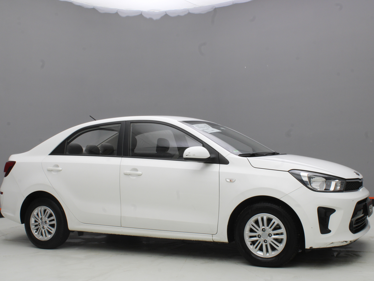KIA SOLUTO 2020