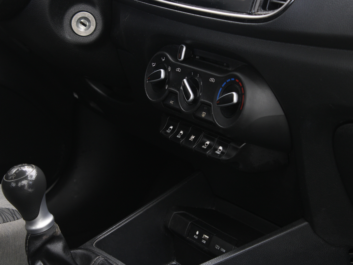 KIA SOLUTO 2020
