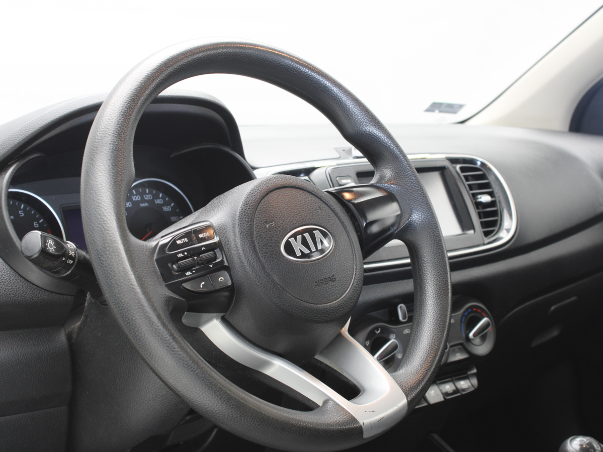 KIA SOLUTO 2020