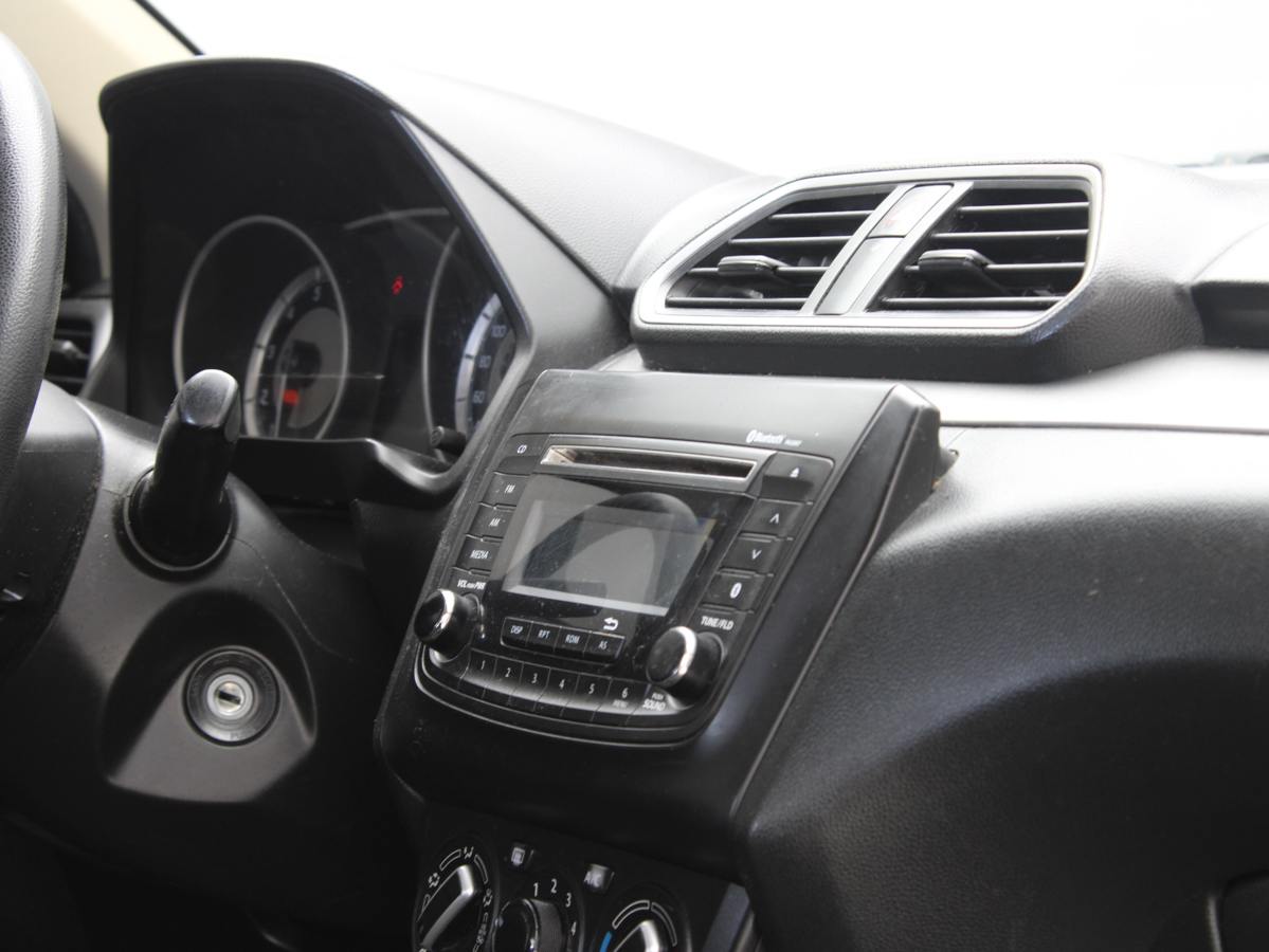 SUZUKI DZIRE GL 2019