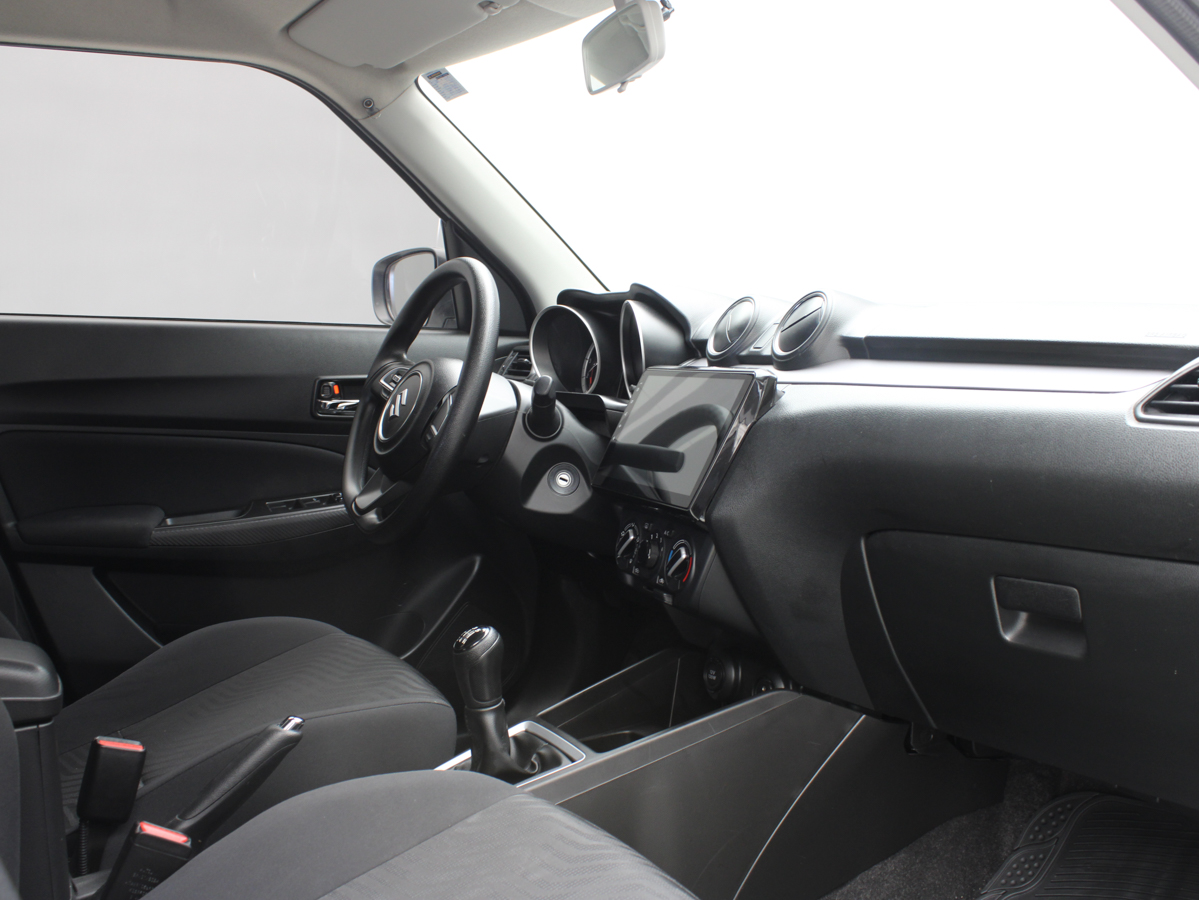 SUZUKI SWIFT GL 2025