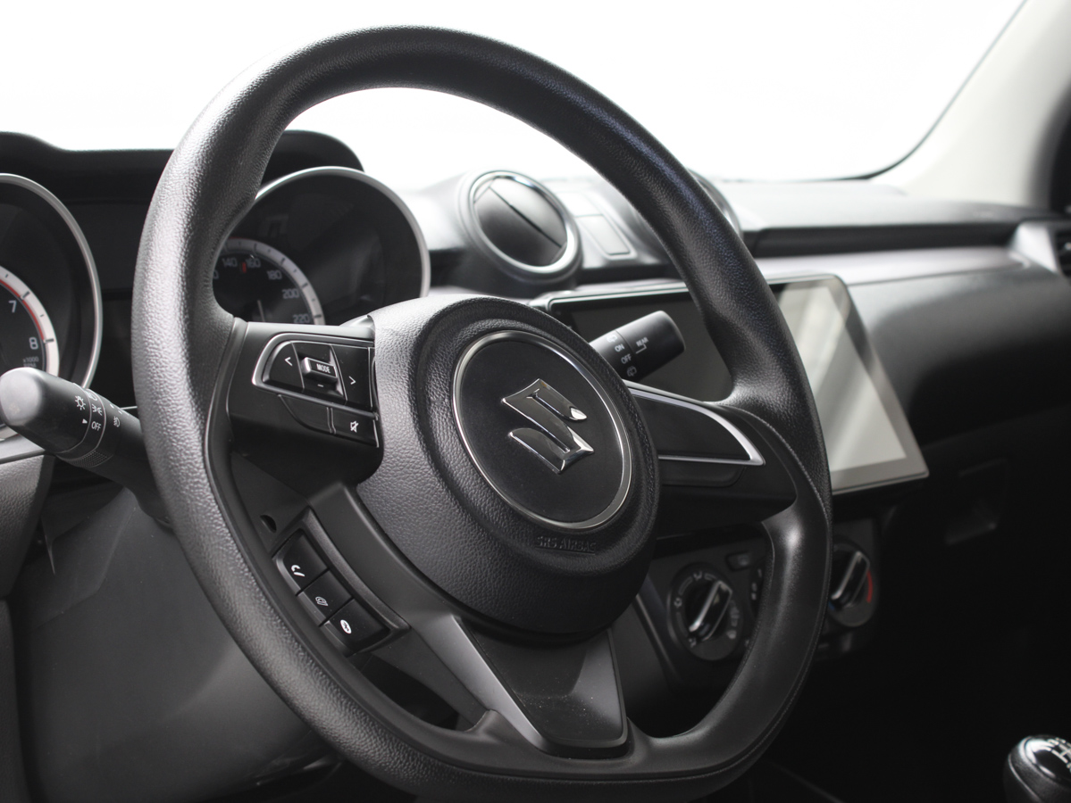 SUZUKI SWIFT GL 2025