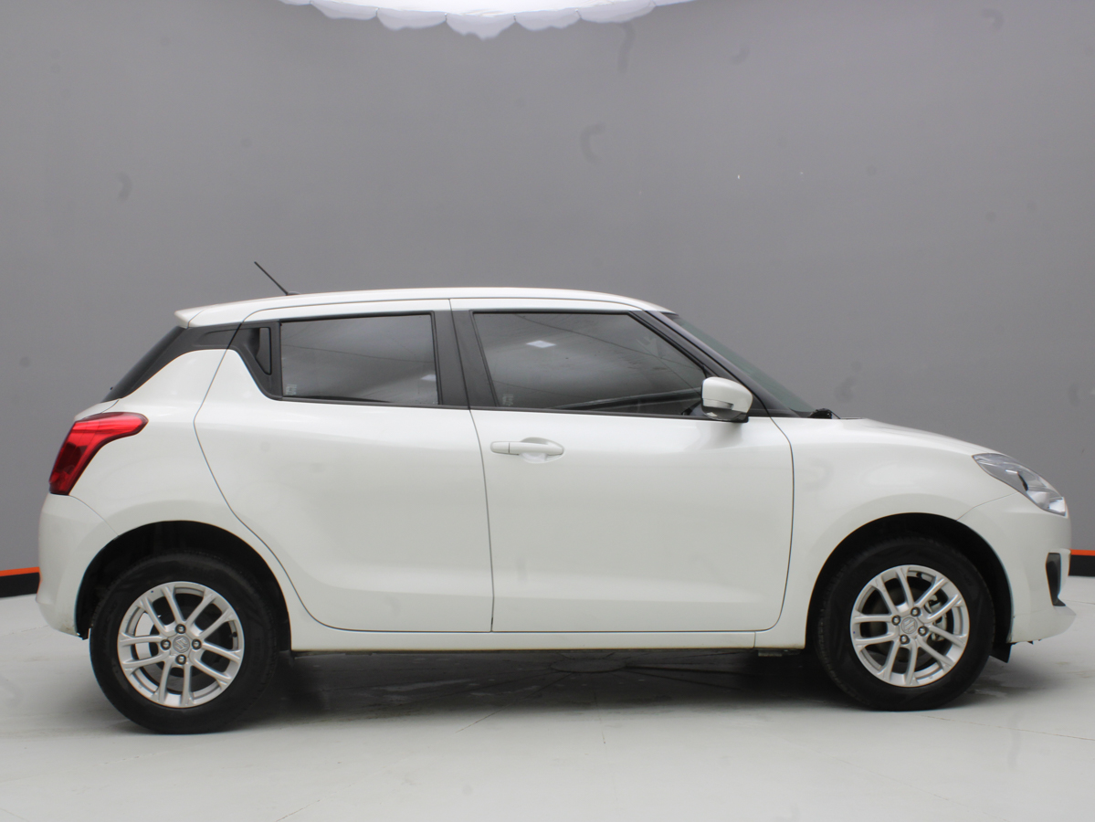 SUZUKI SWIFT GL 2025