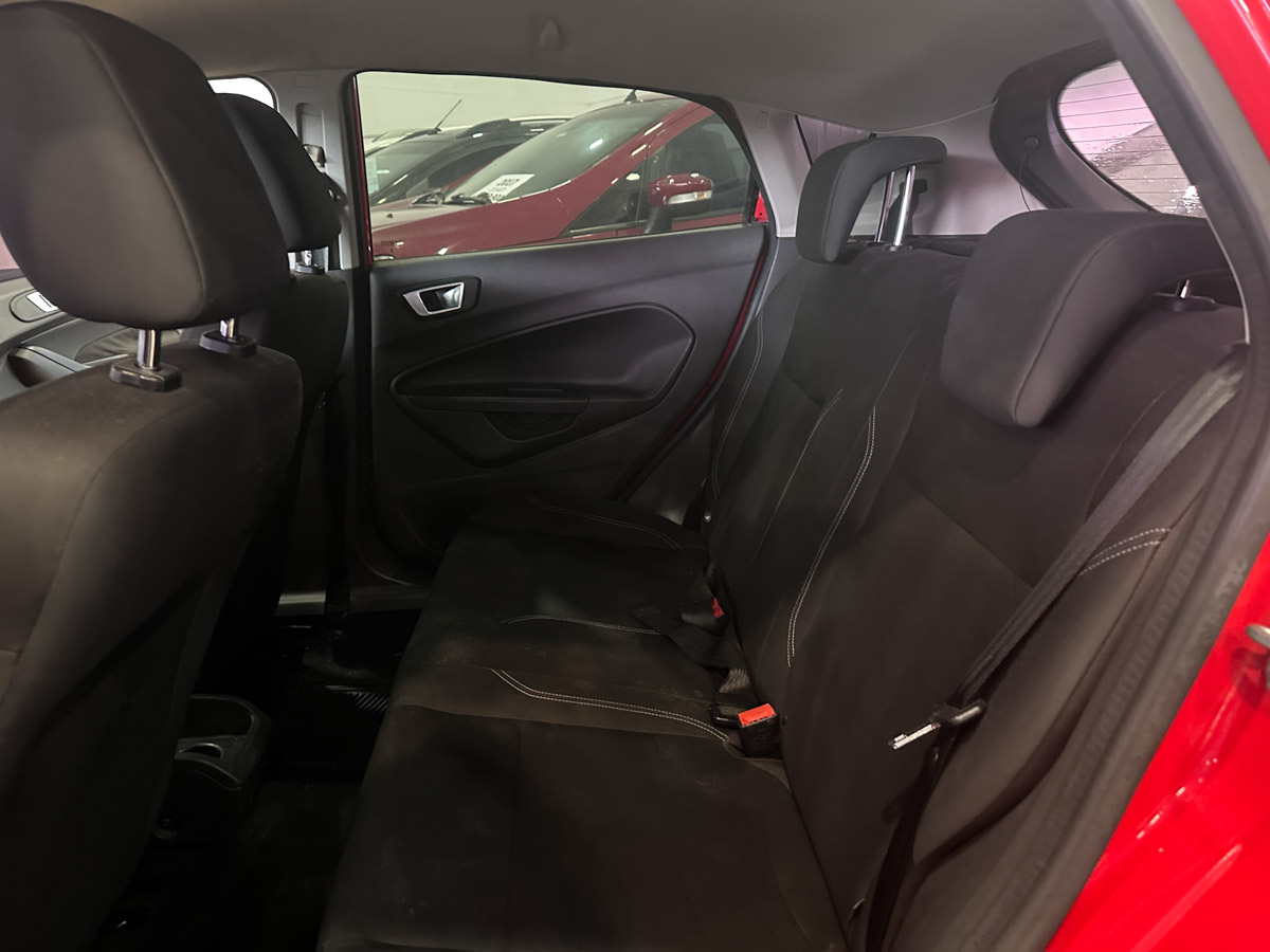FORD FIESTA HATCH 1.6 FULL SE AT 2016